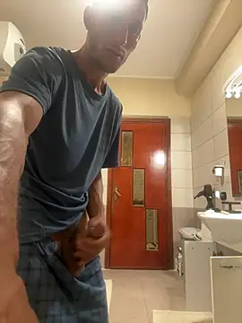 Gionnytav Show in webcam