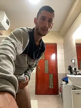 Gionnytav Show in webcam