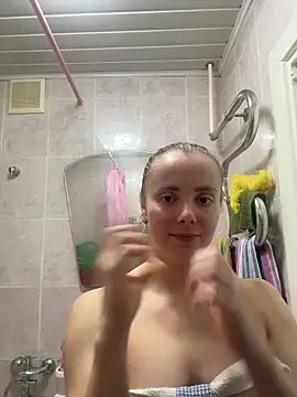 AlisaKissss লাইভ চ্যাট রুম