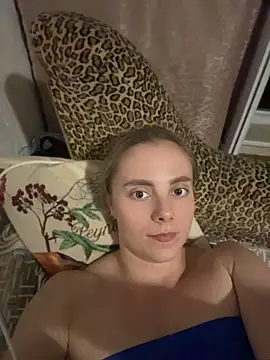 AlisaKissss Live XXX-Chat
