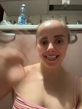 Czat XXX na żywo – AlisaKissss