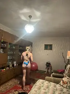 Chat +18 de AlisaKissss ao vivo