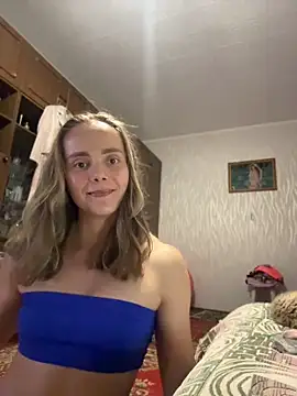 AlisaKissss Chat XXX live