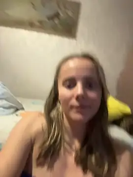 Chat +18 de AlisaKissss ao vivo