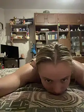 Онлайн чат XXX AlisaKissss