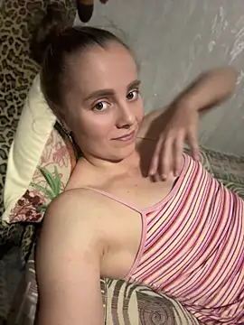 Chat +18 de AlisaKissss ao vivo