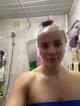 Show de AlisaKissss na webcam