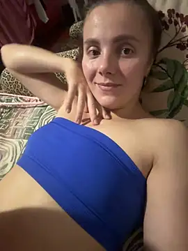 AlisaKissss 라이브 XXX 채팅