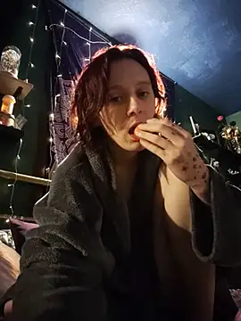 wolfgirl97 Show in webcam