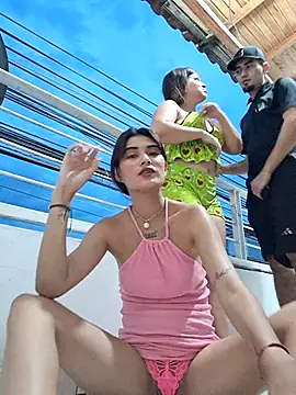 royalgirls_x 在線直播表演