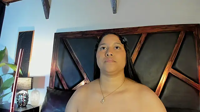 Chat +18 de EmiliWilliams ao vivo