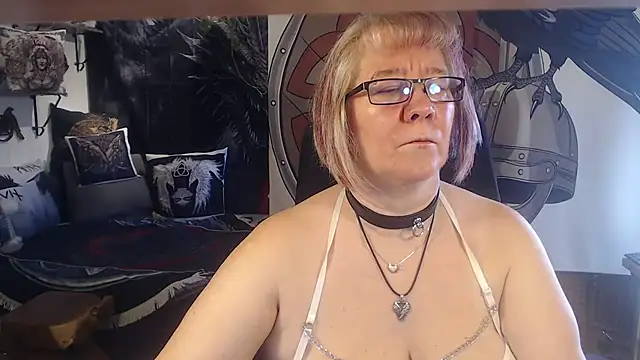 XXX chat uživo modela TittenMichelle