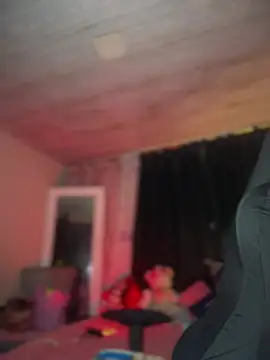 Kym_Owens 现场聊天室