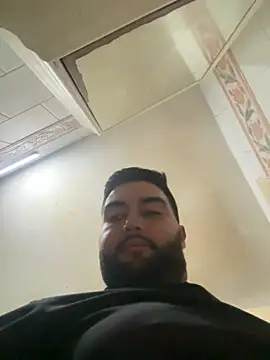 bigdickgio6923's Webcam Show