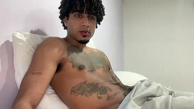 عرض كام dominic_brandd23