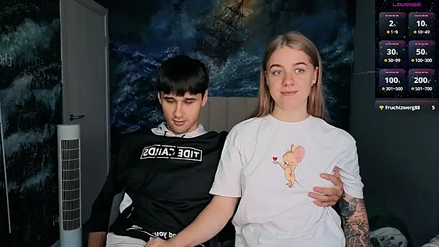 Pokazy przed kamerką – candy_maggie