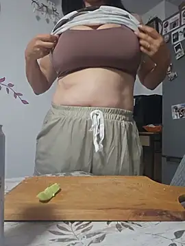 KristenVega live XXX chat