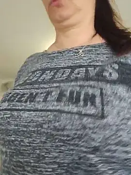 KristenVega Live XXX-chat
