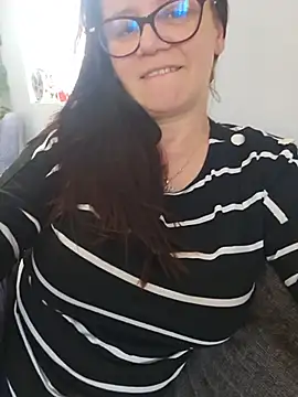 KristenVega Adlı Modelin Canlı XXX Sohbeti