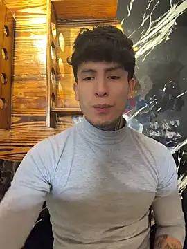_Tomy08calderon Show in webcam