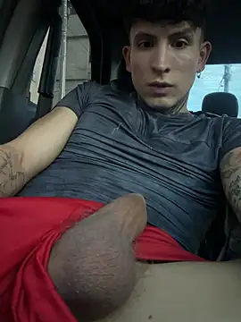 _Tomy08calderon Show in webcam