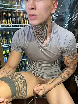 _Tomy08calderon Show in webcam