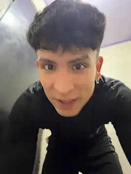 _Tomy08calderon Show in webcam