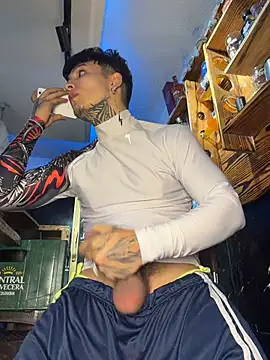 הופעת וובקאם של _Tomy08calderon