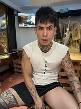 Show modela _Tomy08calderon na web-kameri