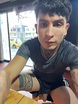 _Tomy08calderon Show in webcam