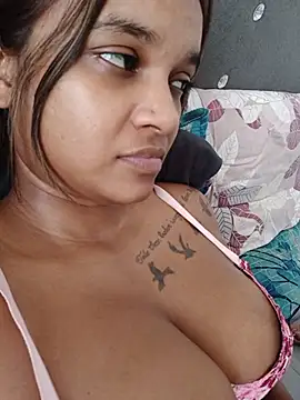Indianqueen03 网络视讯表演