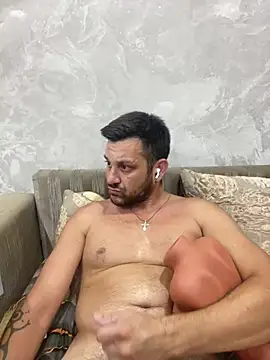Show modela MaeltraJoy na web-kameri