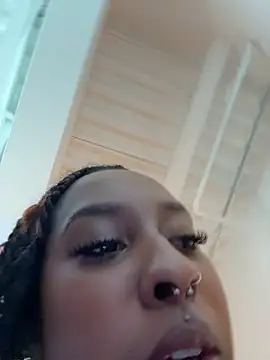 Your_Paris' Webcam Show