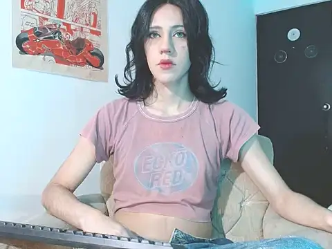 lucydreamm – webcam-show