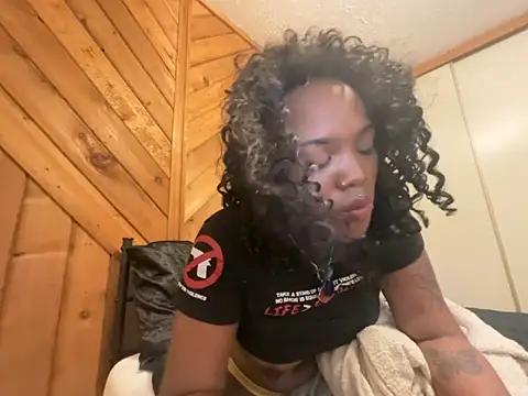 magicalc00ch Adlı Modelin Canlı XXX Sohbeti