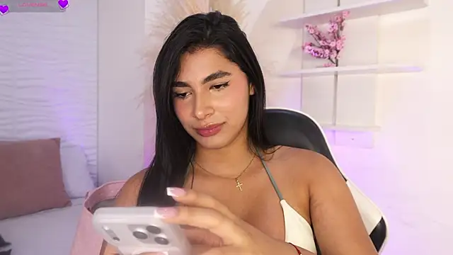 הופעת וובקאם של IsabelleFoxx_