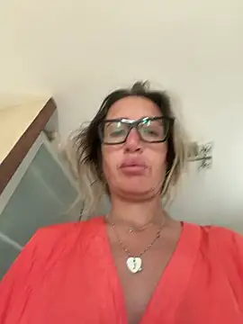 casalinga88n Live XXX chat