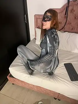 Miacarry – webcam-show