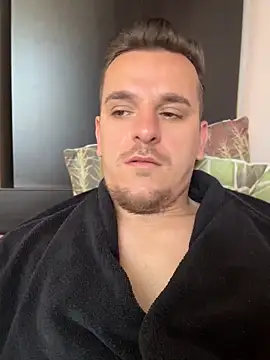 Huge_cock22cm Webcam show