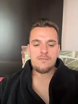 Huge_cock22cmn Webbikameraesitys