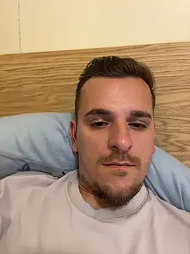 Huge_cock22cm Show Webcam