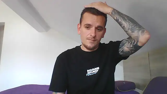 Huge_cock22cm Webcam show