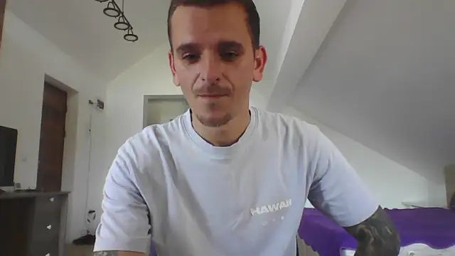 Huge_cock22cm Webcam-Show