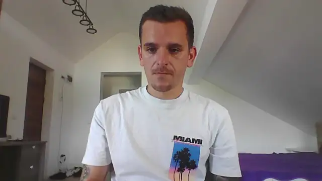 Huge_cock22cm Webcam show