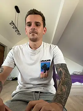 Huge_cock22cm webcam show