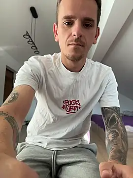 Huge_cock22cm Webcam show