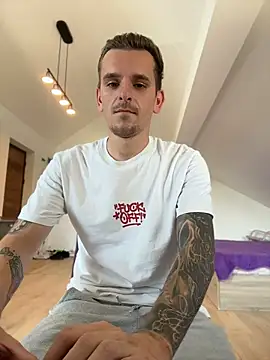 Huge_cock22cm Webcam show