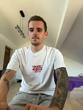 Huge_cock22cm Webcam Show