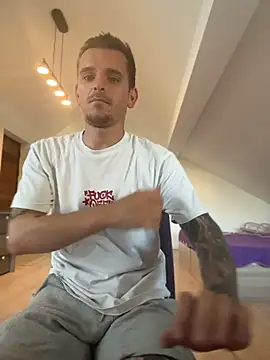 Huge_cock22cm Show in webcam