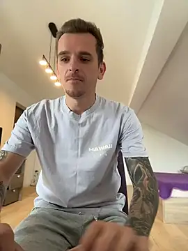 Huge_cock22cm Webcam show